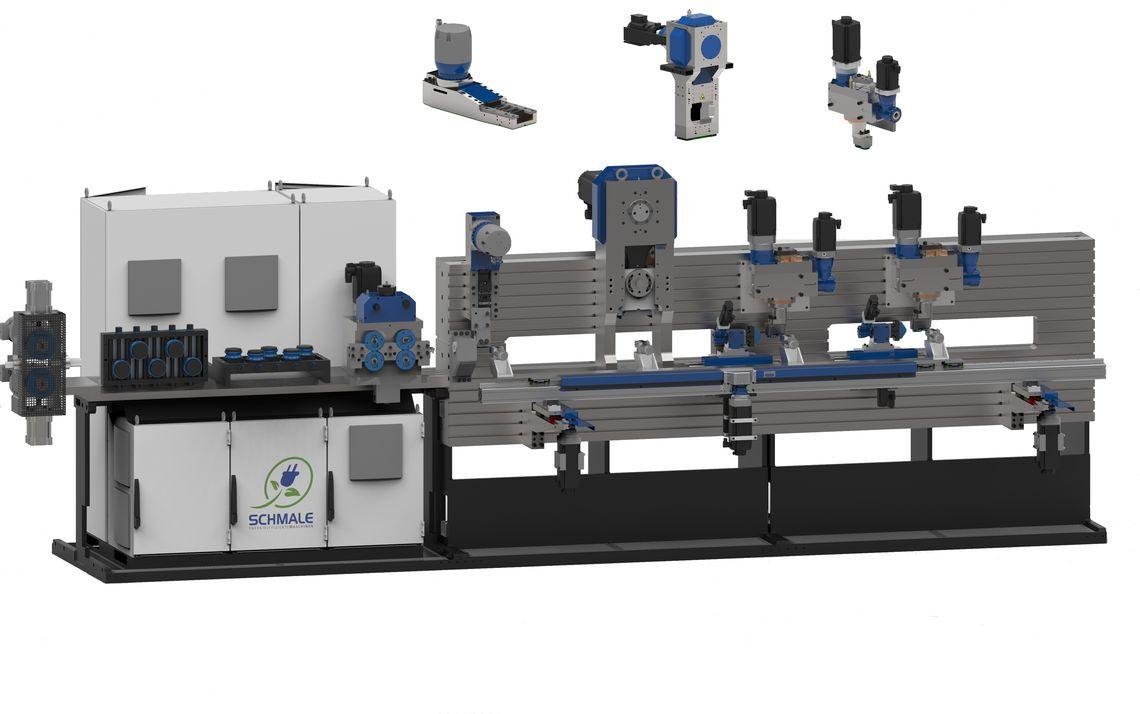 Das Bild zeigt eine industrielle Maschine, die aus mehreren Komponenten besteht. Die Maschine hat eine lange, horizontale Struktur mit mehreren mechanischen Teilen und Motoren, die auf einer stabilen Basis montiert sind. Auf der linken Seite befindet sich ein großer, rechteckiger Kasten mit dem Logo 'SCHMALE' und einem grünen Blatt, das auf umweltfreundliche Technologie hinweist. Über der Hauptstruktur sind mehrere kleinere Maschinenkomponenten abgebildet, die möglicherweise austauschbare Teile oder Module darstellen. Die Maschine scheint für präzise industrielle Anwendungen konzipiert zu sein, möglicherweise in der Fertigung oder Bearbeitung von Materialien.